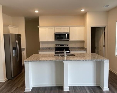 133 Verona Drive Nw - Photo Thumbnail 5