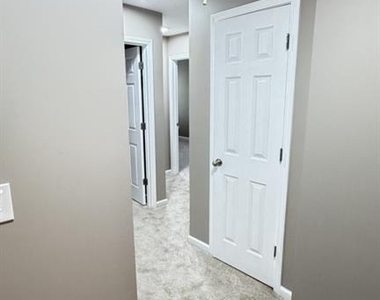 3116 Garrard Place - Photo Thumbnail 9