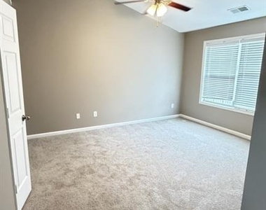 3116 Garrard Place - Photo Thumbnail 13