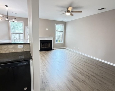 3116 Garrard Place - Photo Thumbnail 4