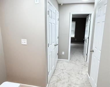 3116 Garrard Place - Photo Thumbnail 10