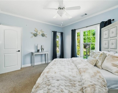 6225 Random Winds Bluff - Photo Thumbnail 23