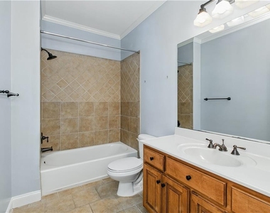 6225 Random Winds Bluff - Photo Thumbnail 19