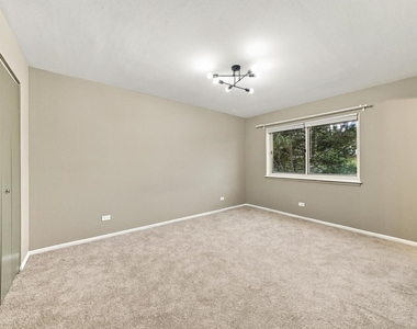 675 Grove Drive - Photo Thumbnail 7