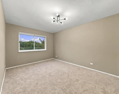 675 Grove Drive - Photo Thumbnail 5