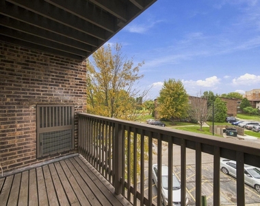 675 Grove Drive - Photo Thumbnail 9