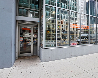 235 W Van Buren Street - Photo Thumbnail 1
