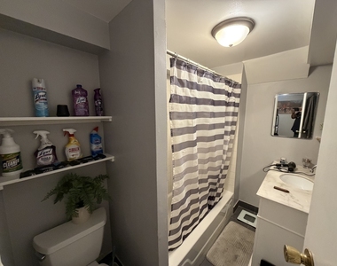 5420 N Campbell Avenue - Photo Thumbnail 11