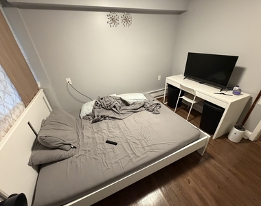 5420 N Campbell Avenue - Photo Thumbnail 6