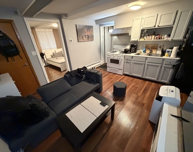 5420 N Campbell Avenue - Photo Thumbnail 3