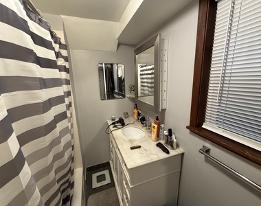 5420 N Campbell Avenue - Photo Thumbnail 10