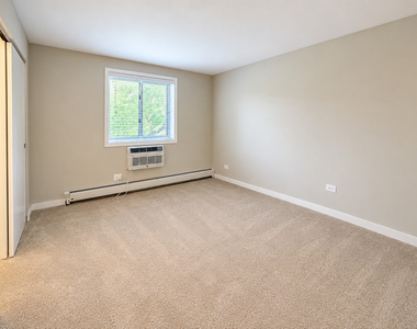 707 W Sheridan Road - Photo Thumbnail 7