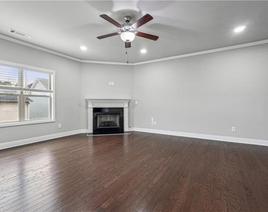 659 Lynnfield Drive - Photo Thumbnail 6