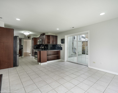 7261 N East Prairie Road - Photo Thumbnail 6