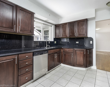 7261 N East Prairie Road - Photo Thumbnail 3