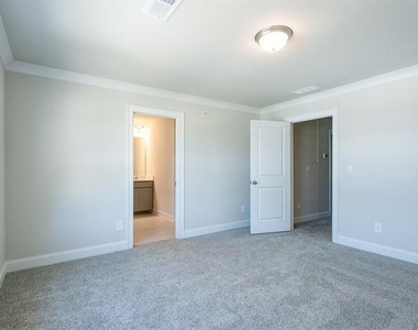 1632 Switchgrass Avenue - Photo Thumbnail 15