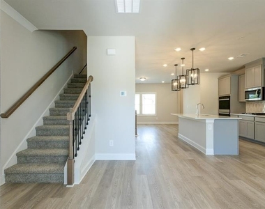 1632 Switchgrass Avenue - Photo Thumbnail 13