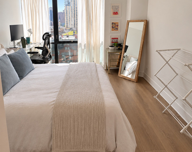1309 N Wells Street - Photo Thumbnail 12