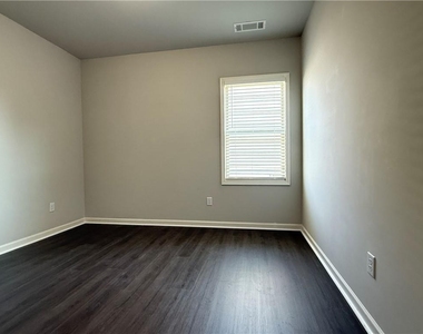 4418 Beechnut View - Photo Thumbnail 9