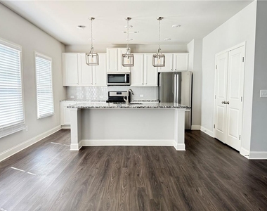 4418 Beechnut View - Photo Thumbnail 4