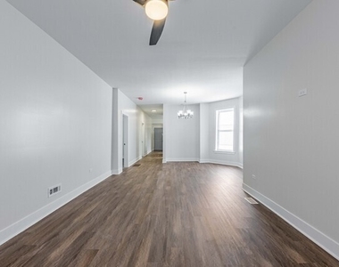 6527 S Marshfield Avenue - Photo Thumbnail 4