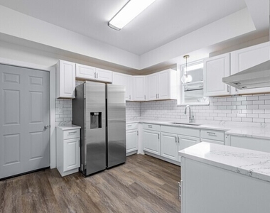 6527 S Marshfield Avenue - Photo Thumbnail 7