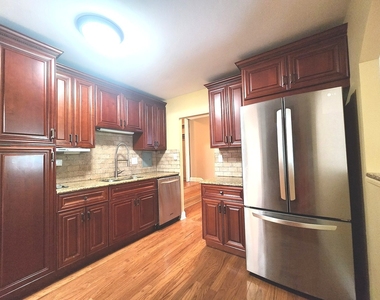 9009 Golf Road - Photo Thumbnail 6