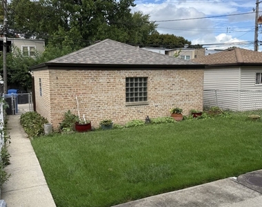 2718 W Balmoral Avenue - Photo Thumbnail 19
