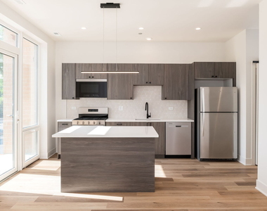 224 S Ashland Avenue - Photo Thumbnail 1