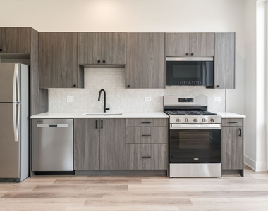 224 S Ashland Avenue - Photo Thumbnail 3