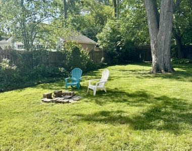 921 Chicago Avenue - Photo Thumbnail 16