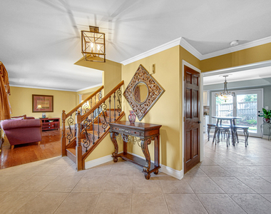 10700 Churchill Drive - Photo Thumbnail 2