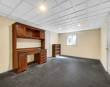 10700 Churchill Drive - Photo Thumbnail 32
