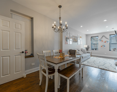 1640 W Blackhawk Street - Photo Thumbnail 2