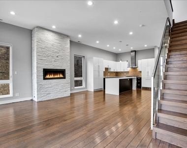 1821 W Armitage Avenue - Photo Thumbnail 1