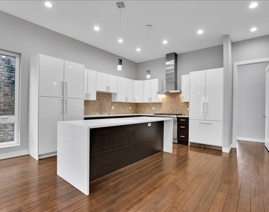 1821 W Armitage Avenue - Photo Thumbnail 6