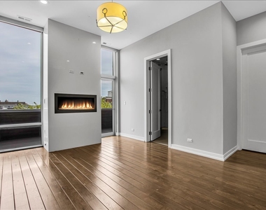 1821 W Armitage Avenue - Photo Thumbnail 15