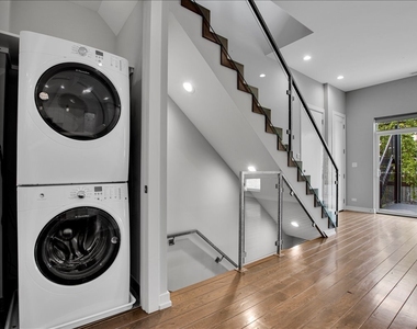 1821 W Armitage Avenue - Photo Thumbnail 24