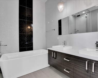 1821 W Armitage Avenue - Photo Thumbnail 18
