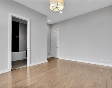 1821 W Armitage Avenue - Photo Thumbnail 14