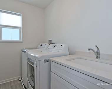 2490 Olivia Court - Photo Thumbnail 19