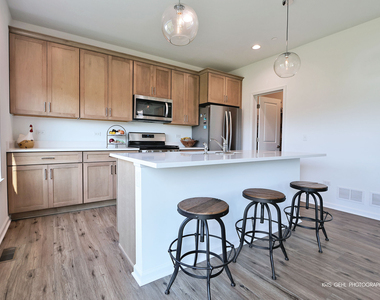 2490 Olivia Court - Photo Thumbnail 7