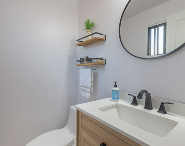 6612 W 64th Place - Photo Thumbnail 24