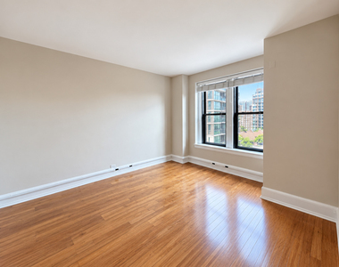 3170 N Sheridan Road - Photo Thumbnail 10