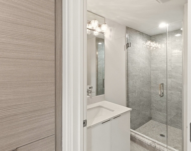 6227 D S Ellis Avenue - Photo Thumbnail 30