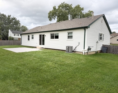 930 Dorncliff Lane - Photo Thumbnail 15