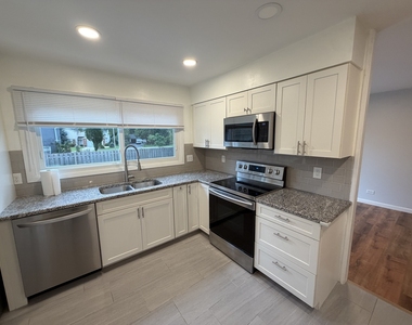 930 Dorncliff Lane - Photo Thumbnail 7
