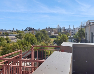 2323 N Lister Avenue - Photo Thumbnail 20