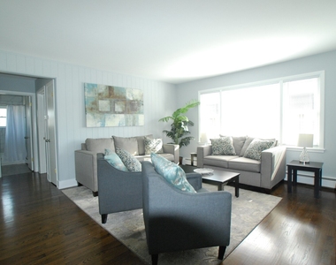 2246 S 17th Avenue - Photo Thumbnail 4