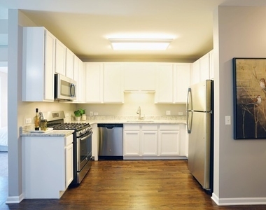 343 W Old Town Court - Photo Thumbnail 3